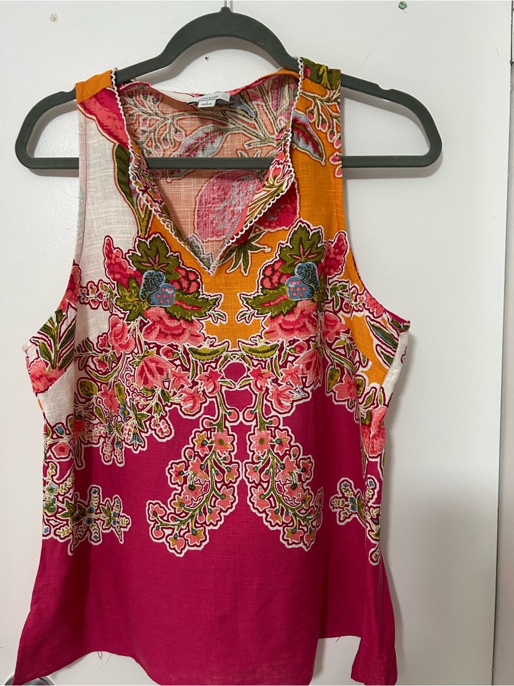 CeCe Sleeveless Floral V-Neck Tank Top - Pink & Orange - Picture 2 of 5